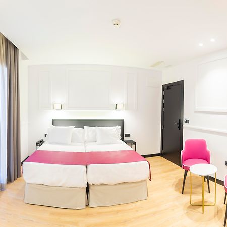 Hotel Boutique Puerta De Las Granadas מראה חיצוני תמונה